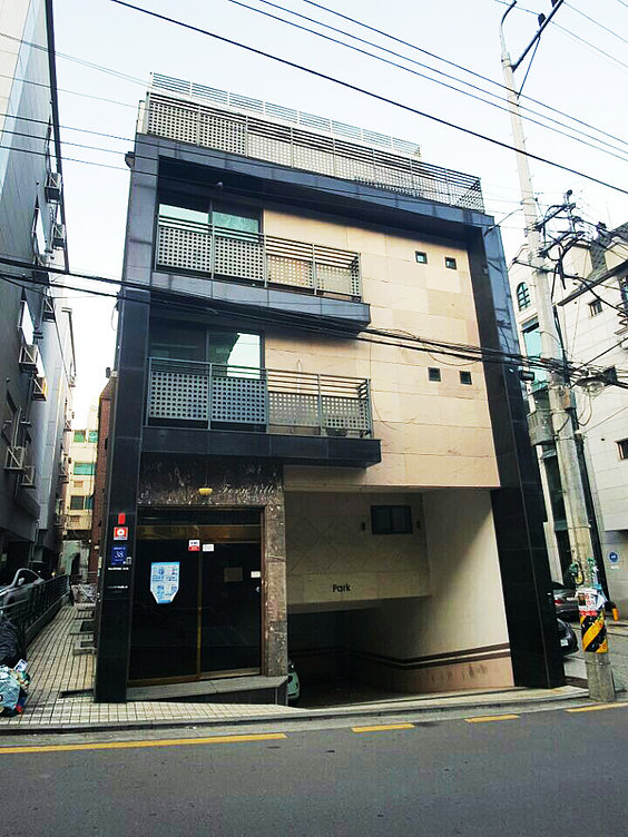 포유빌 202호